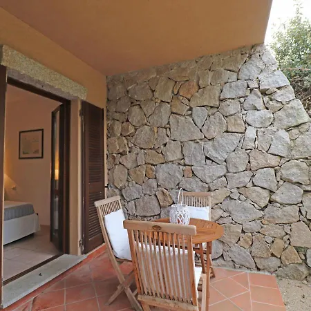 Апартаменты Laureliving Holiday Home Weber Ла-Маддалена